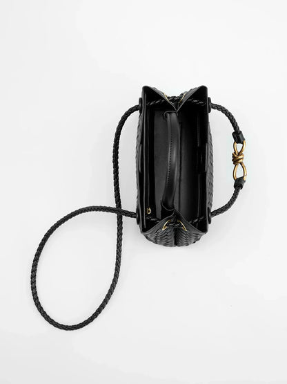 Noa Luxury Woven Handbag with Gold Clasp