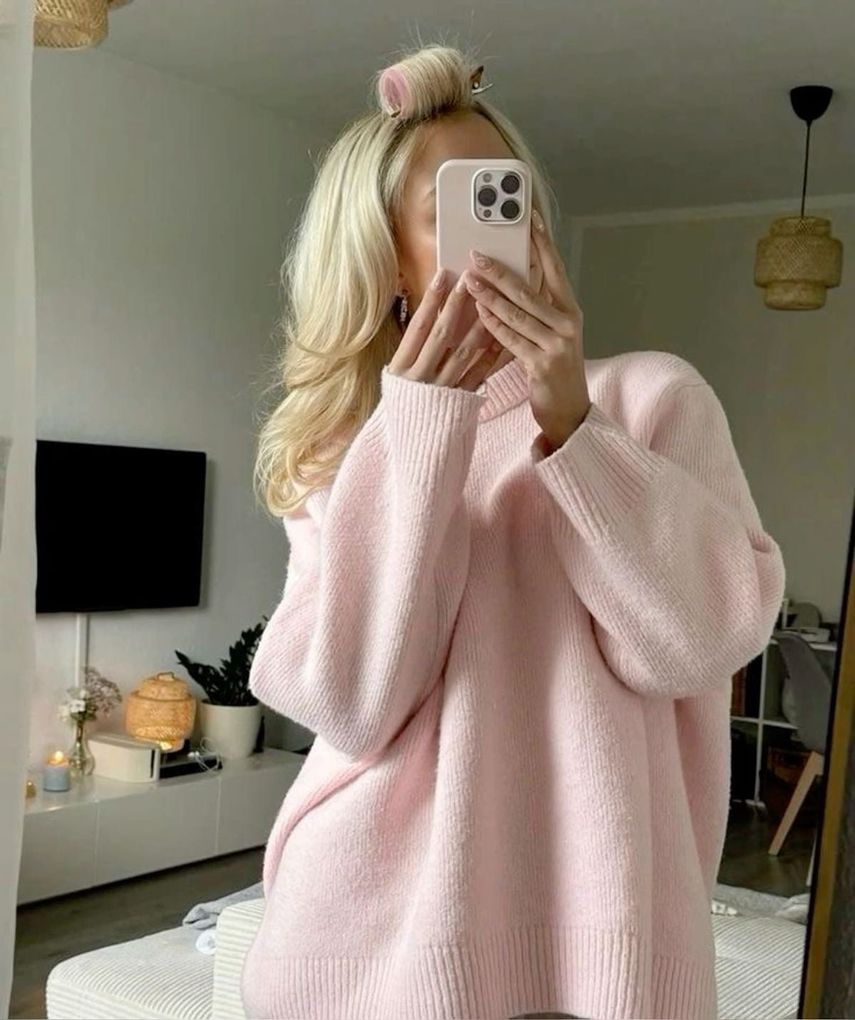 Rosalie Women's Pink Oversized Sweater with Relaxed Fit